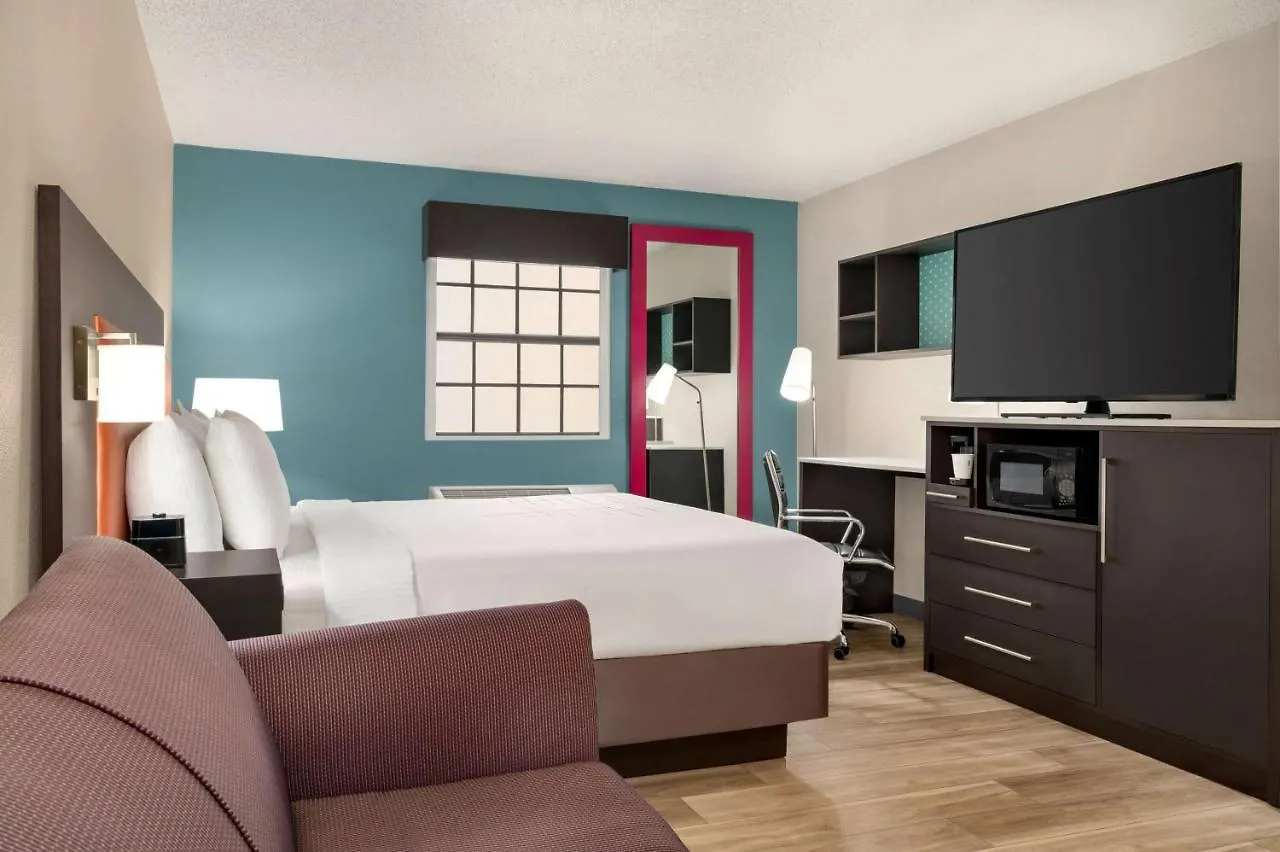La Quinta Inn By Wyndham Columbus Airport Area 3*,  États-Unis