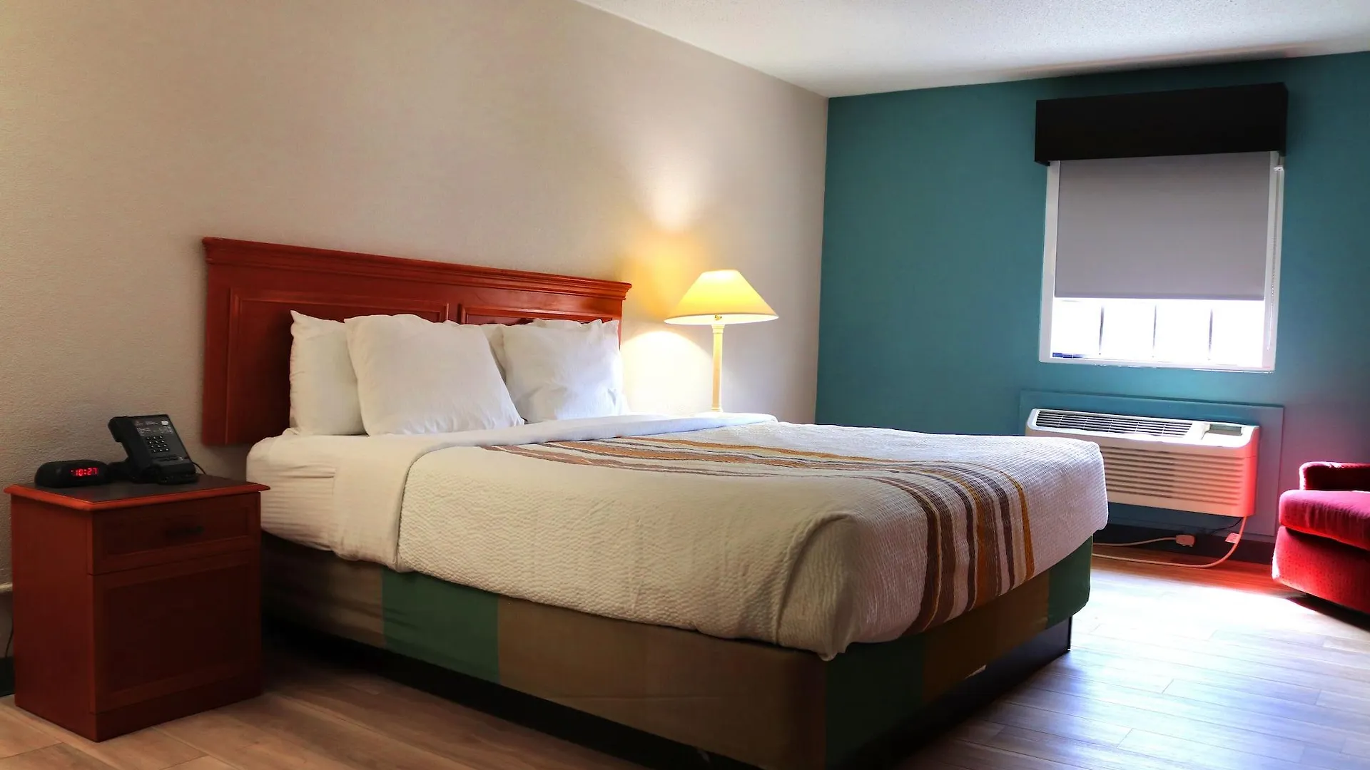 La Quinta Inn By Wyndham Columbus Airport Area Hotel